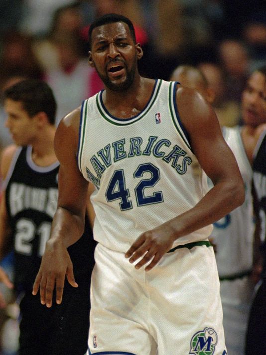 Former U-M basketball star Roy Tarpley dies at 50 | wzzm13.com