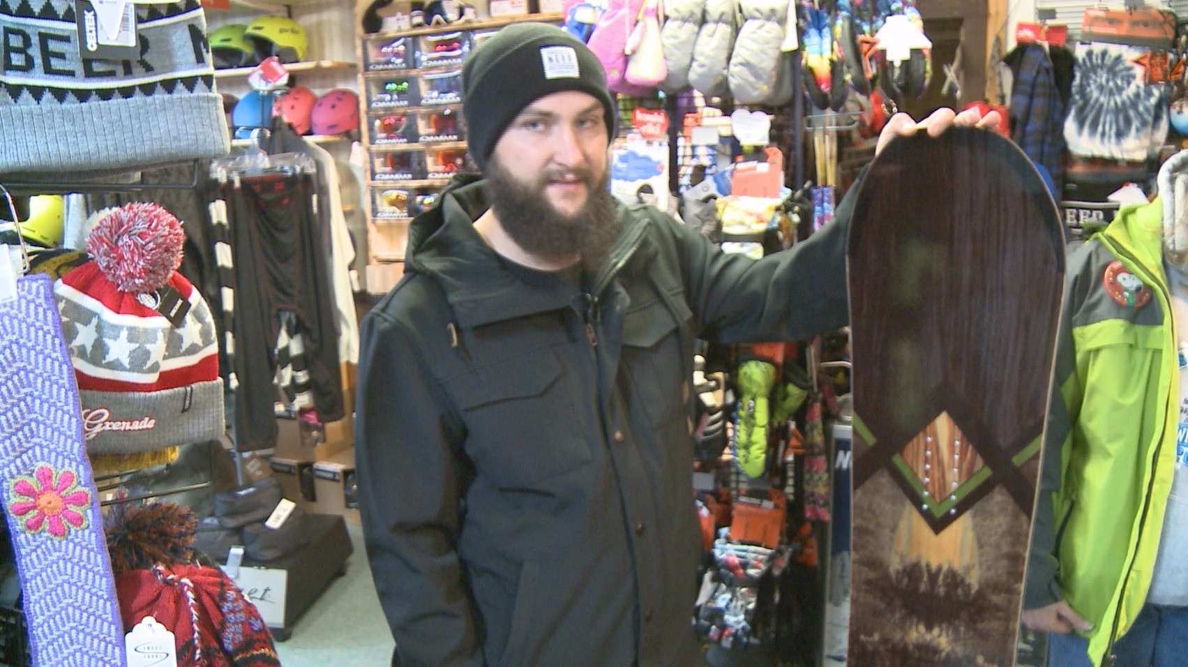 Special Olympics benefits when thief returns snowboard - WZZM13.com