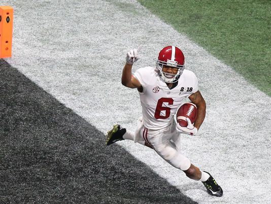 Devonta Smith reveals if Alabama dynasty is over