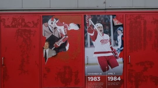 Joe Louis Arena would be empty after Wings leave until demolition