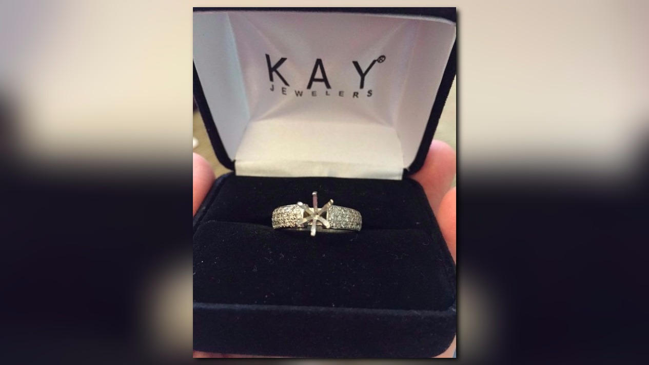 Michigan woman says Kay Jeweler lost her $8K diamond | wusa9.com